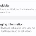 Ảnh chụp màn hình tùy chọn độ nhạy cảm ứng trong cài đặt hiển thị trên Galaxy S25