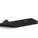 Bàn di chuột gaming SteelSeries QcK XXL với bề mặt vải dệt micro và đế cao su chống trượt