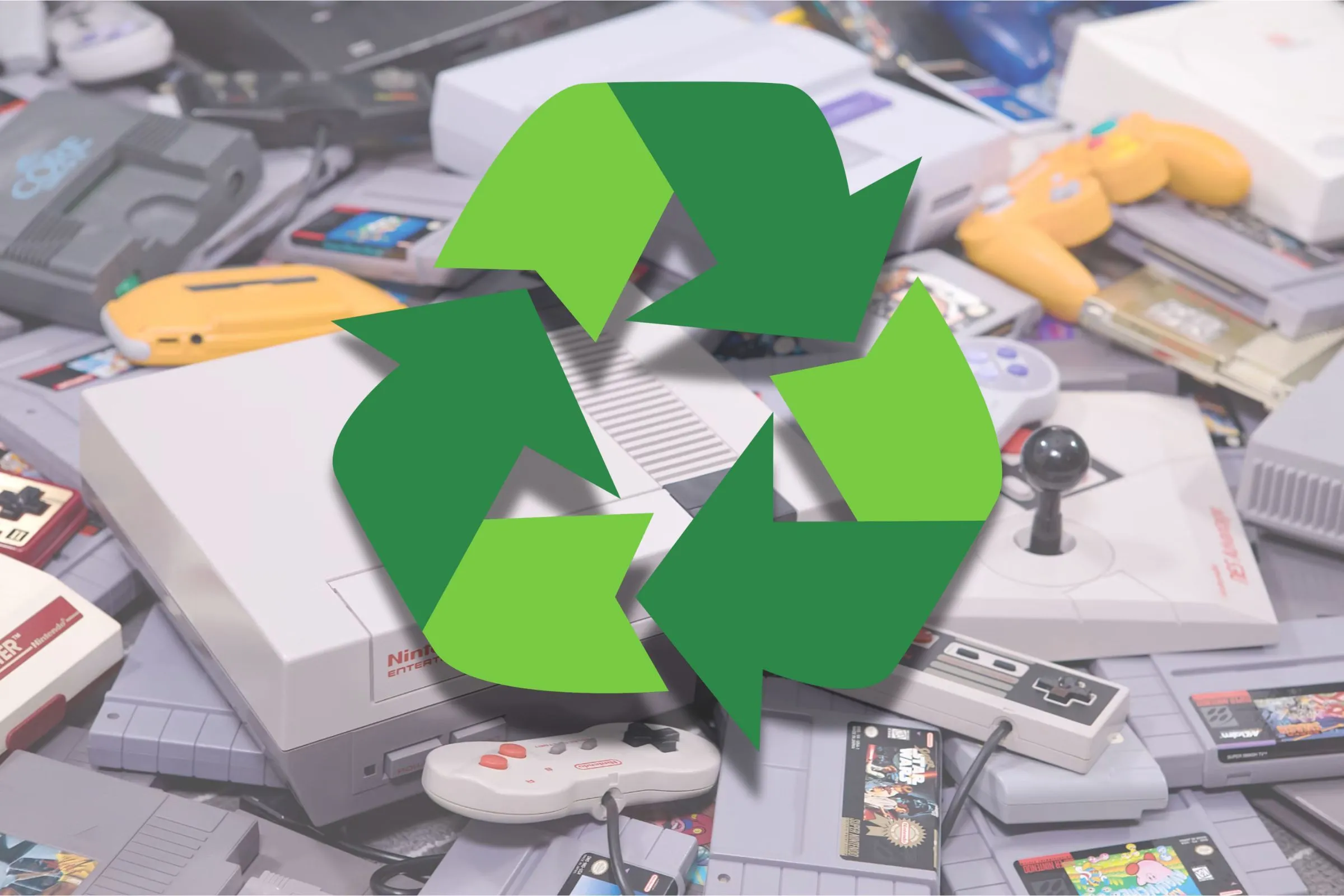 Biểu tượng tái chế trên nền các máy chơi game Nintendo cũ, minh họa việc tái chế thiết bị điện tử.