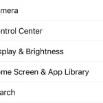Biểu tượng ứng dụng Cài đặt (Settings) trên màn hình chính của iPhone