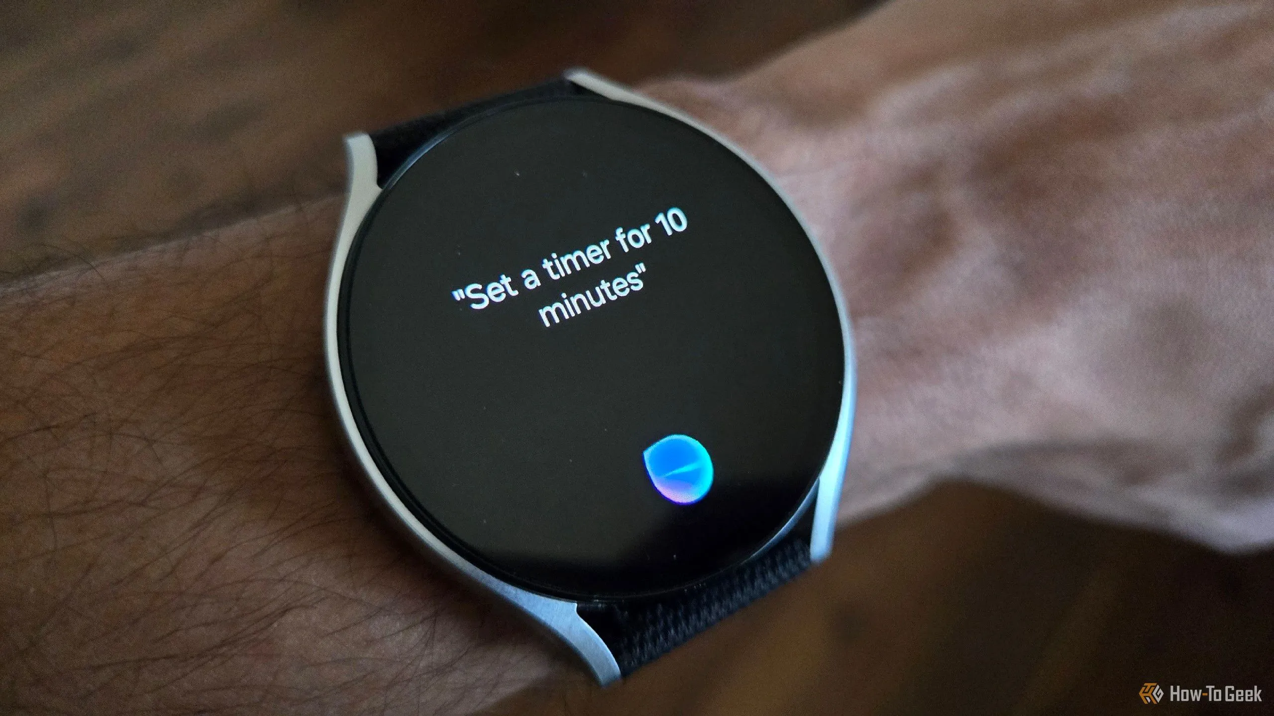 Bixby hiển thị thông báo đã đặt hẹn giờ 10 phút trên màn hình đồng hồ Galaxy Watch 6