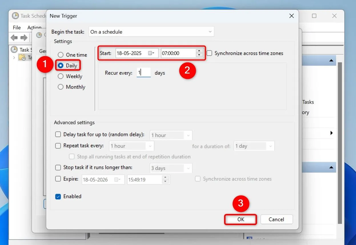 Cài đặt trigger Daily và chọn thời gian kích hoạt chế độ sáng trong Task Scheduler.