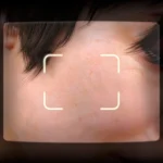 Cận cảnh kết cấu da nhân vật Indiana Jones trong game, thể hiện đồ họa độ phân giải cao và chi tiết