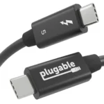 Cáp Thunderbolt 5 của Plugable trên nền trắng, thể hiện thiết kế gọn gàng và chuẩn kết nối hiện đại.