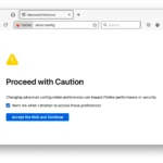 Giao diện cảnh báo khi truy cập cài đặt nâng cao about:config của trình duyệt Firefox.