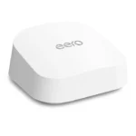 Hình ảnh router Eero 7 với thiết kế nhỏ gọn, hiện đại, minh họa cho khả năng phủ sóng Wi-Fi 7 và cổng Ethernet 2.5 GbE