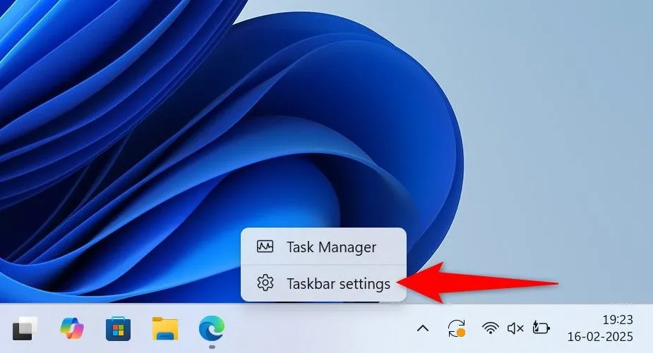 Mở cài đặt thanh tác vụ Windows 11