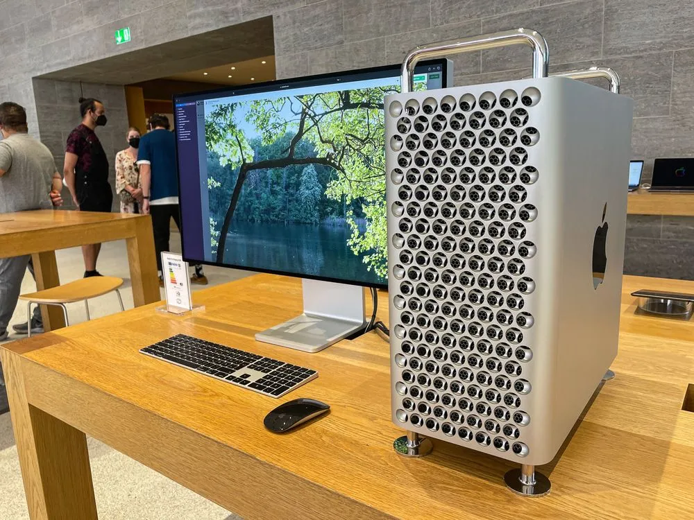 Một sản phẩm Apple, có thể là Mac Pro 2019.