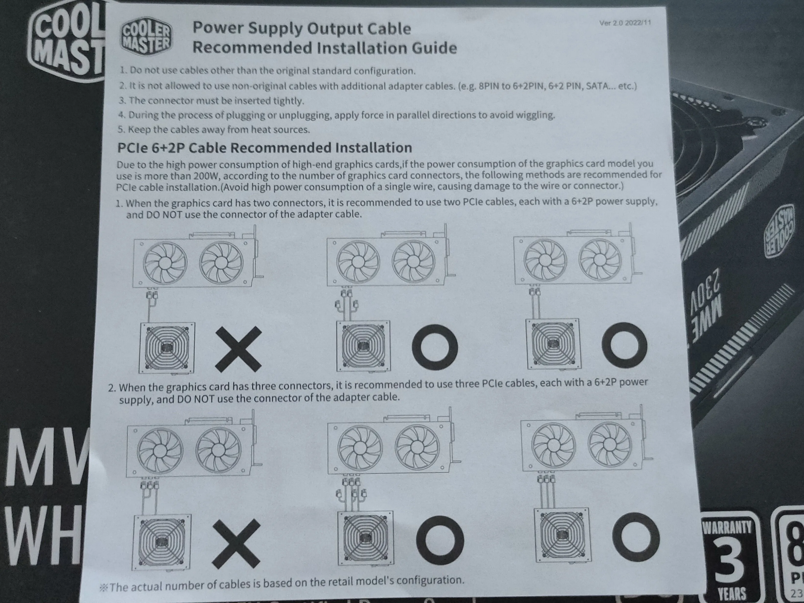 Sơ đồ minh họa cách kết nối cáp nguồn từ bộ nguồn Cooler Master đến card đồ họa một cách chính xác, tránh việc dùng daisy chain.
