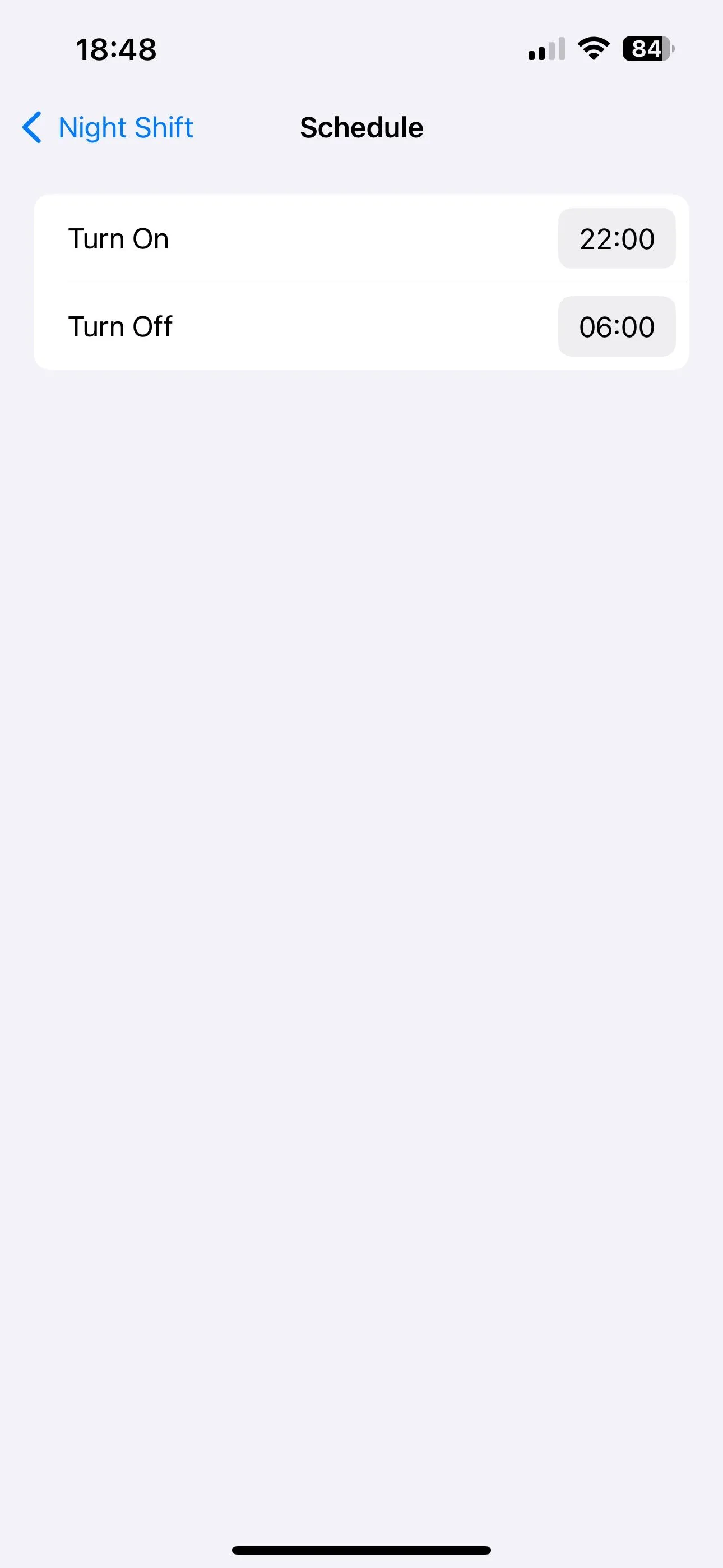 Thiết lập lịch trình bật và tắt tính năng Night Shift tự động trên iPhone.
