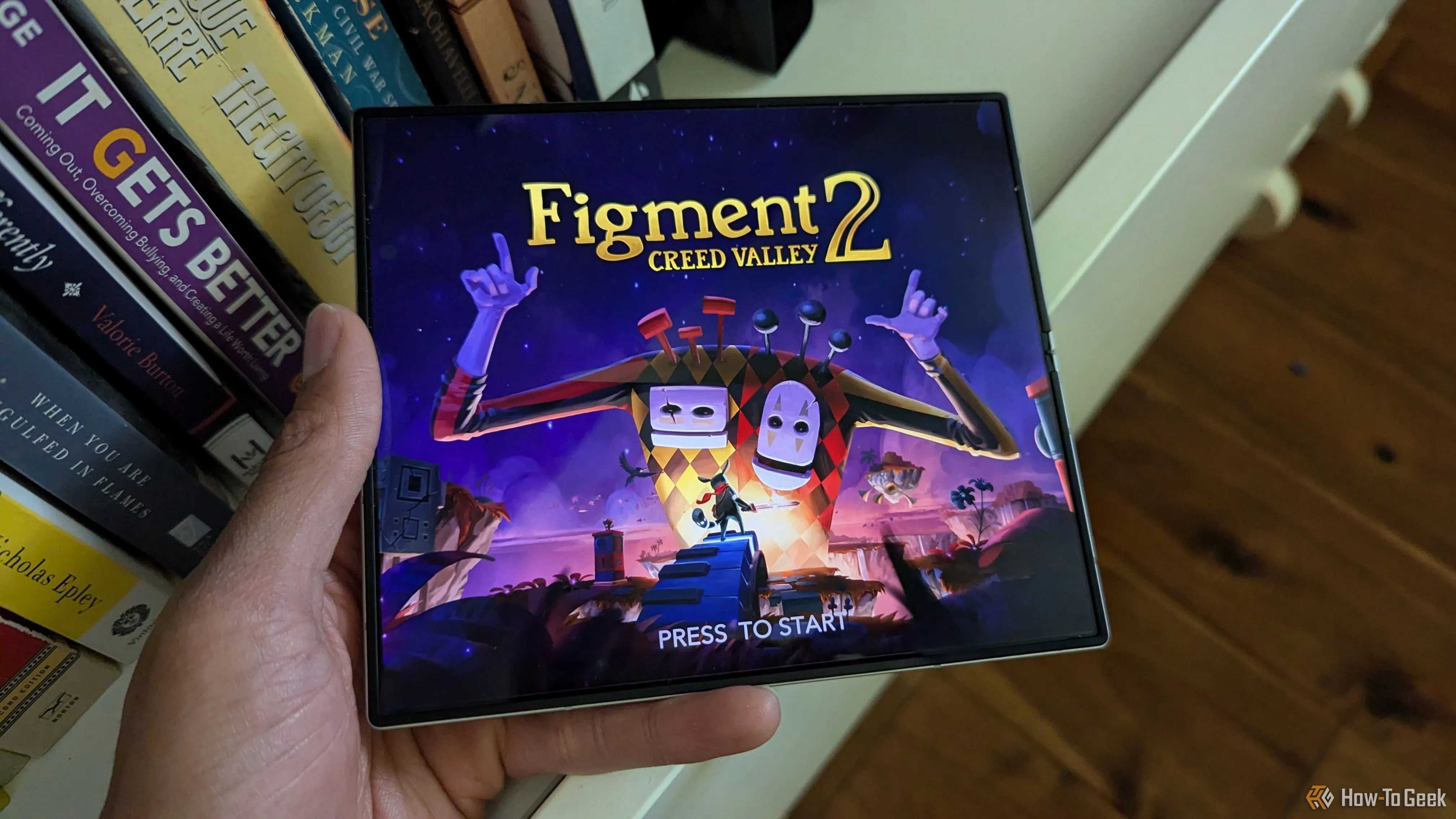 Trò chơi Figment 2: Creed Valley được trình chiếu trên màn hình Galaxy Z Fold 6